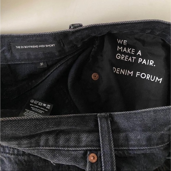 Aritzia DENIM FORUM The Boyfriend Loose Mid Thigh Short - Picture 5 of 5